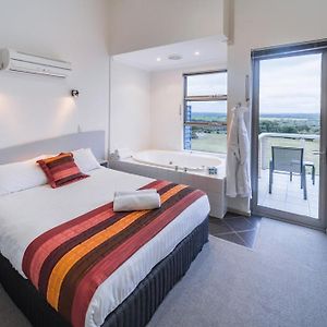 Cosy Corner Sea View Apartments
